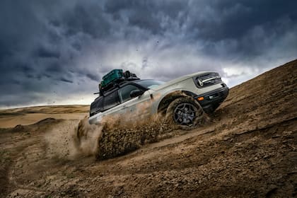 Ford Motor Company emitió un retiro masivo que afecta a 272.817 vehículos, debido a fallas relacionadas con las baterías de 12 voltios (Archivo)