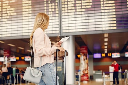 Qué documentación necesitan los residentes permanentes de Estados Unidos para viajar fuera de ese país