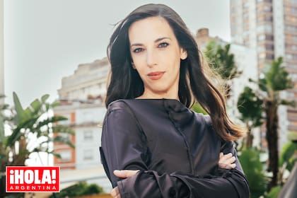 “Quiero que mis hijos me acompañen en cada proceso
creativo en el que trabajo. Para mí, fue clave ver a mis papás tan apasionados por lo que hacían”, dice ella a ¡HOLA! Argentina.